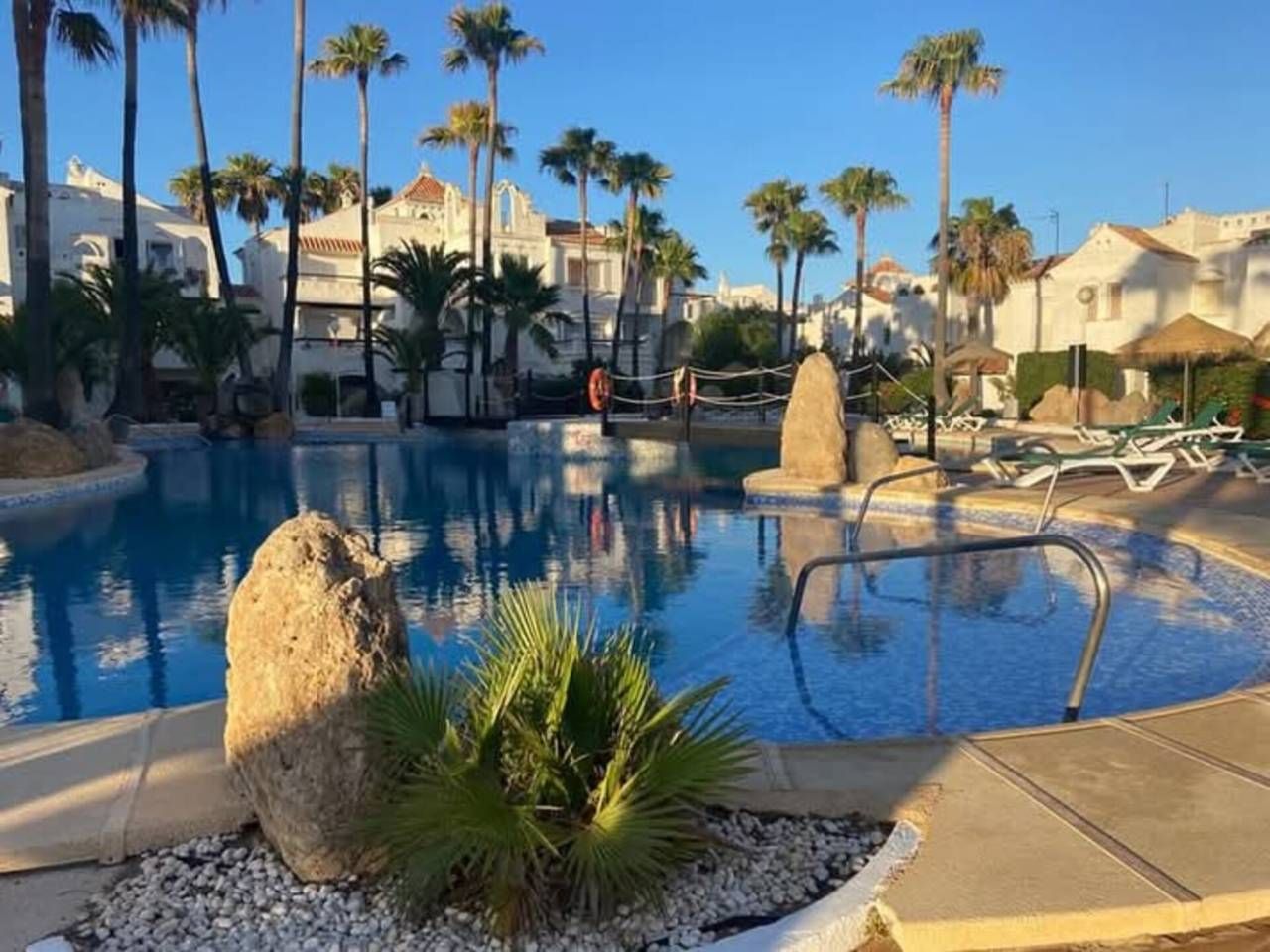 Swimming pool of Apartment for sale in Roquetas de Mar  with Air Conditioner, Heating and Terrace