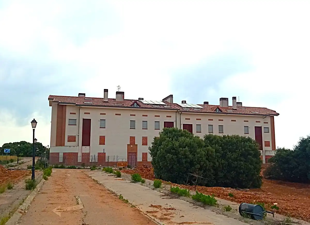 Vista exterior de Casa o chalet en venta en Valdeaveruelo