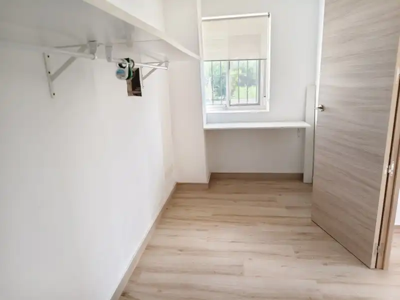 Casa rústica amb jardí en venda a El Marenyet, imagen 14