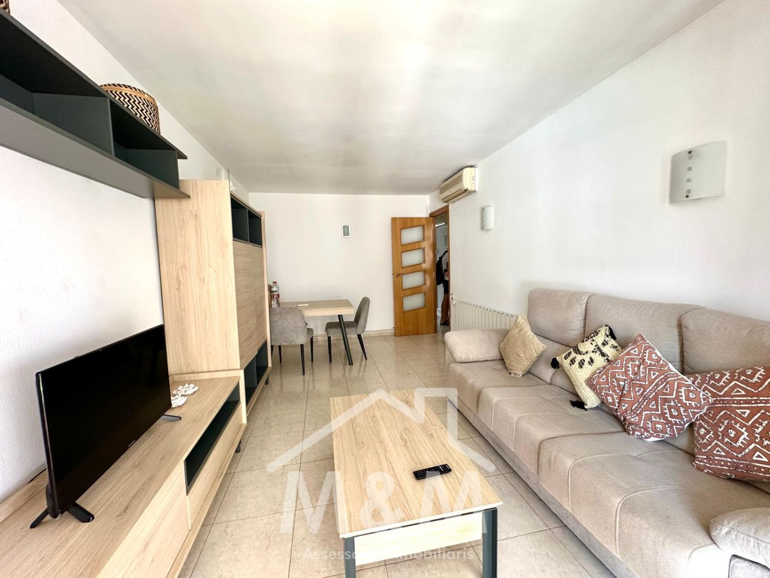 Living room of Flat to rent in Castelldefels  with Terrace and Community pool