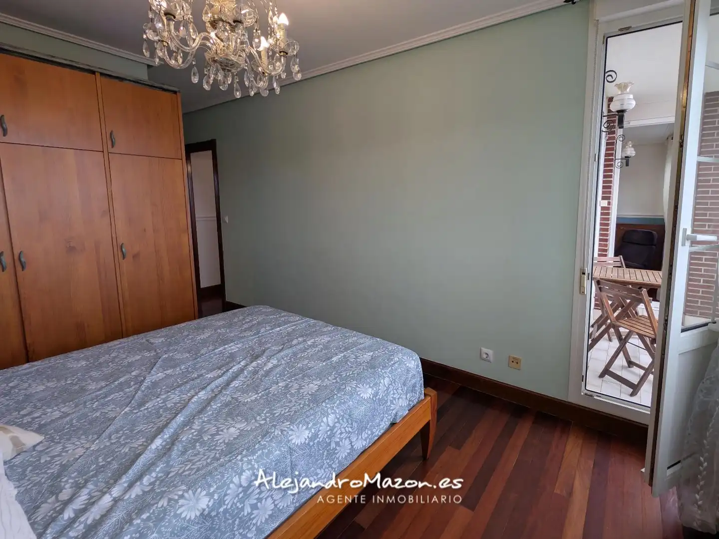Bedroom of Flat for rent in Castro-Urdiales  with Heating, Terrace and Swimming Pool