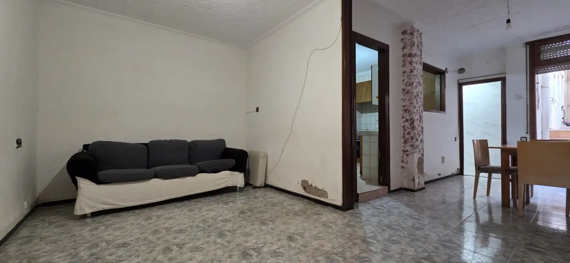 Sala de estar de Casa adosada en venta en Terrassa con Aire acondicionado, Calefacción y Terraza