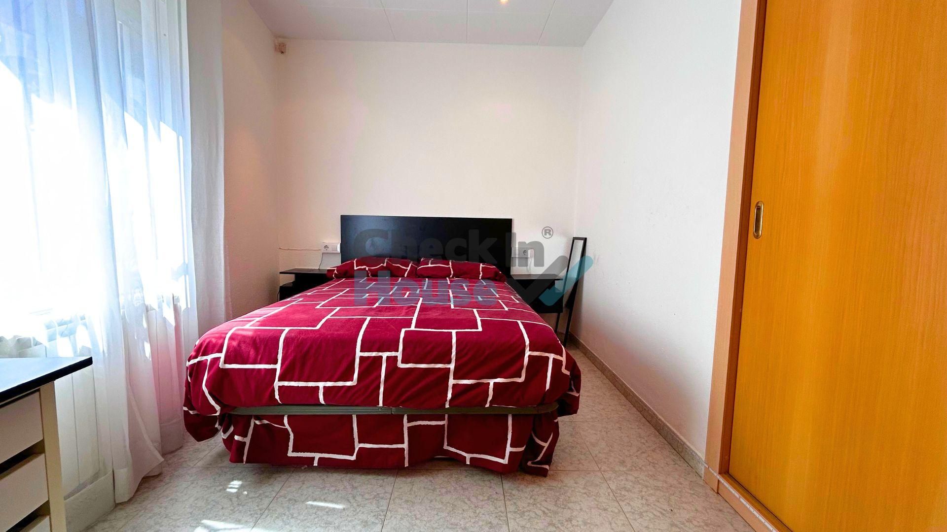 Single-family semi-detached for sale in Eixample