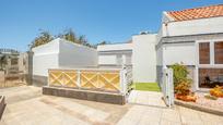 Vista exterior de Pis en venda en San Bartolomé de Tirajana amb Terrassa i Piscina