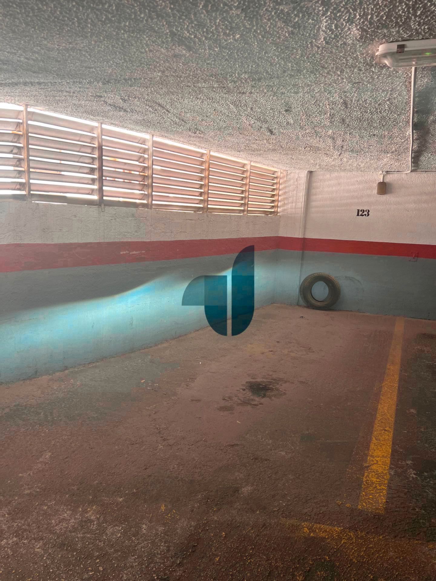 Aparcament de Garatge de lloguer en  Valencia Capital