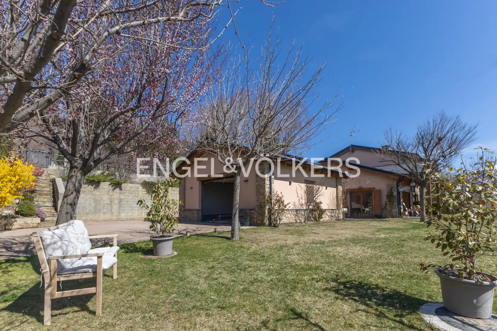 Casa o chalet en venta en Estavar con Calefacción, Jardín privado y Parquet
