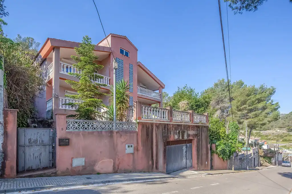 Chalet en venta en C/ Nuria