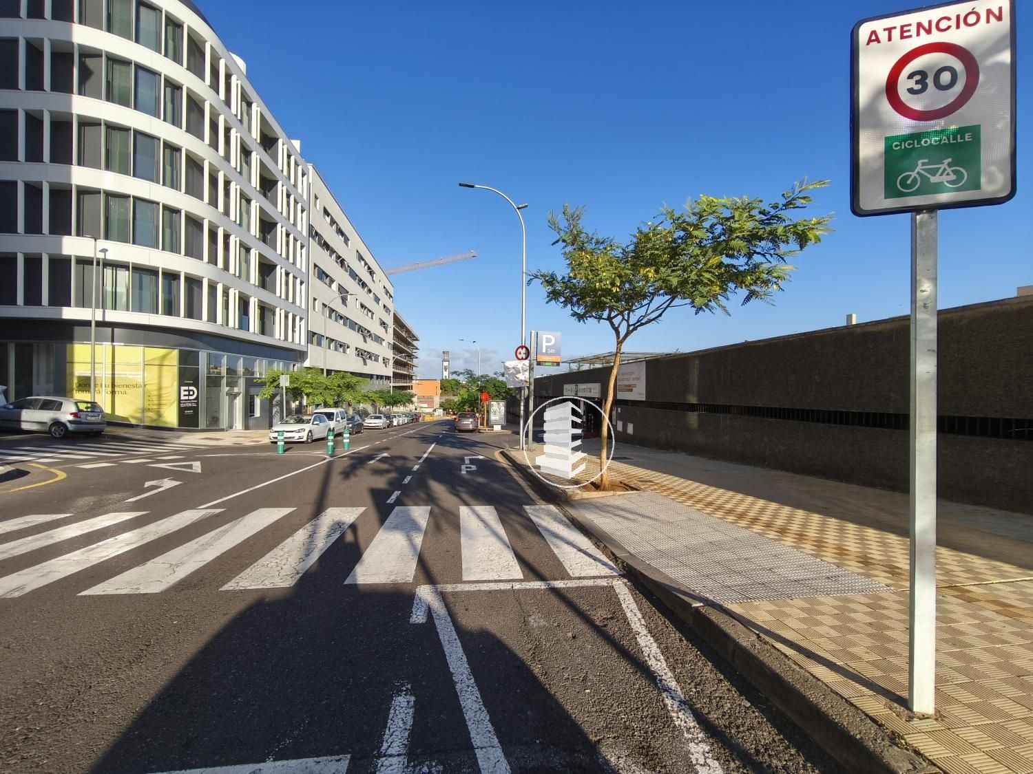 Vista exterior de Pis en venda en  Santa Cruz de Tenerife Capital amb Calefacció, Terrassa i Moblat