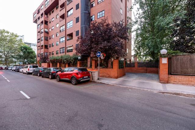 Garaje en Venta en Castilla