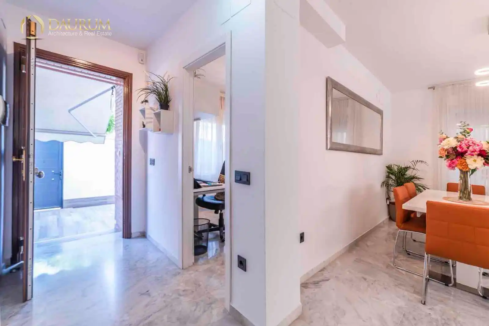 Casa adosada en venta en Bormujos con Aire acondicionado, Calefacción y Terraza