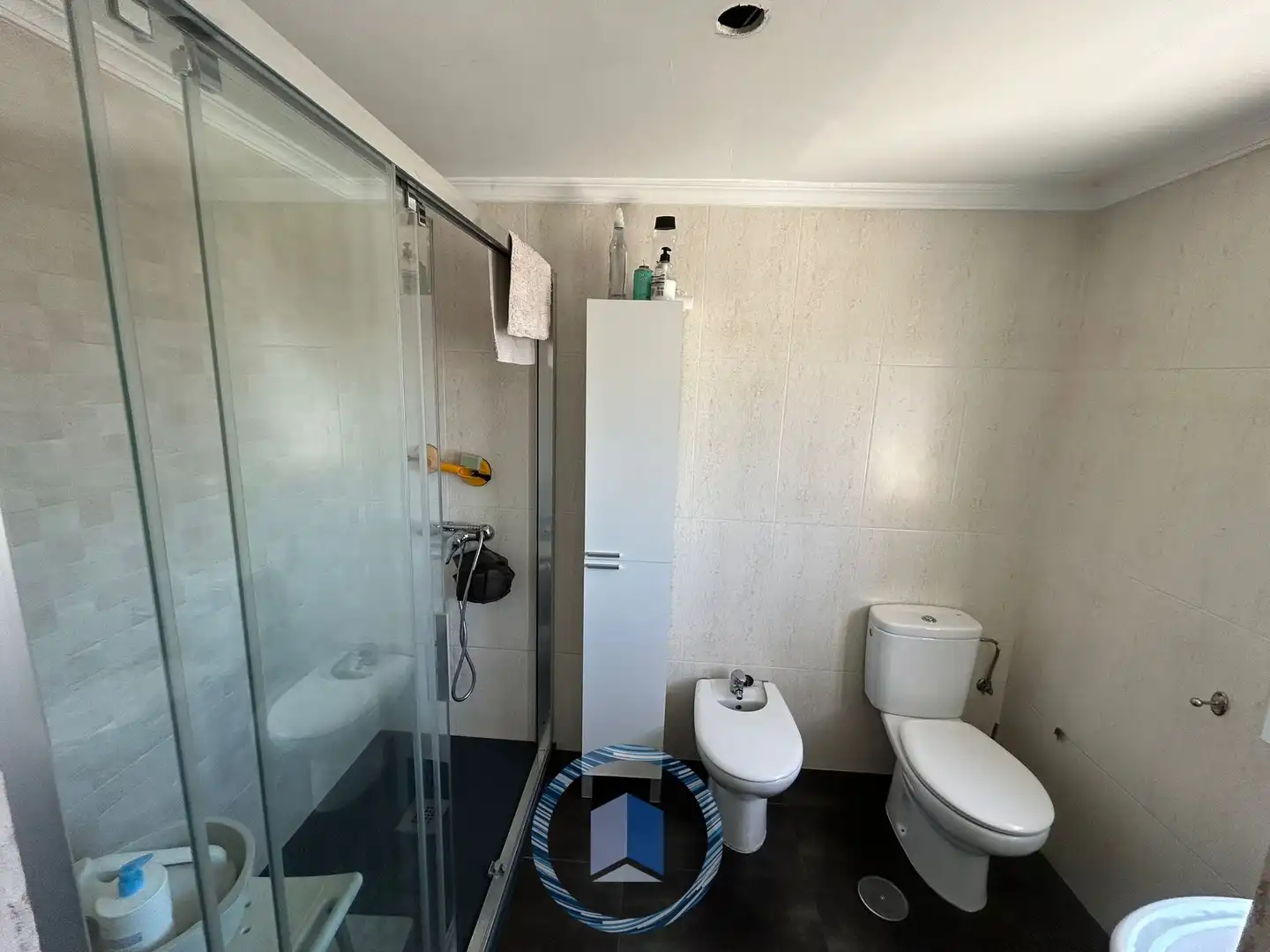 Bathroom of Flat for sale in Montequinto  with Terrace and Swimming Pool