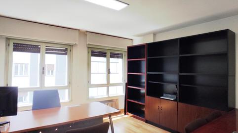 Photo 2 of Flat to rent in Calle Uria, 40, Salesas - Foncalada - Campoamor, Asturias