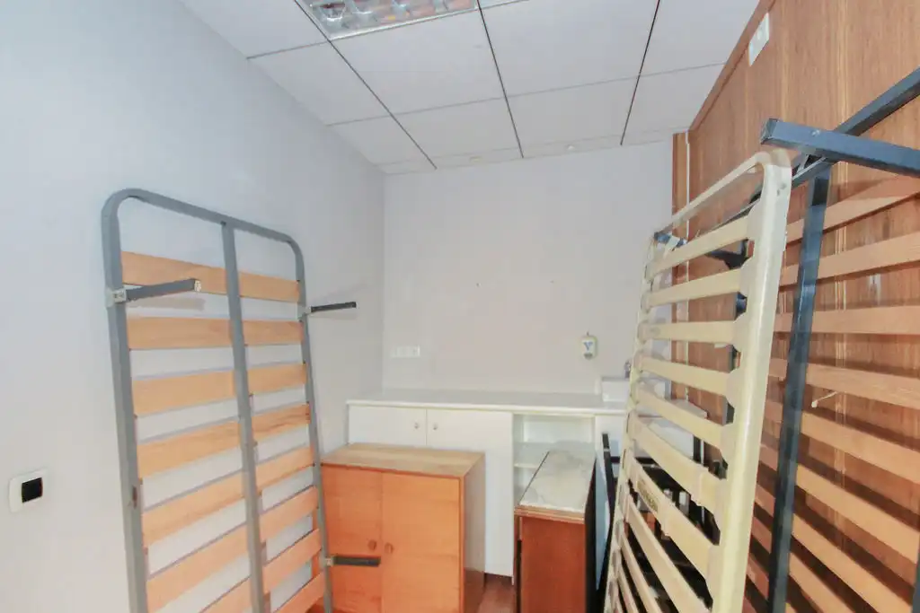 Business premises for sale in C/ Joan Llaverias, imagen 18