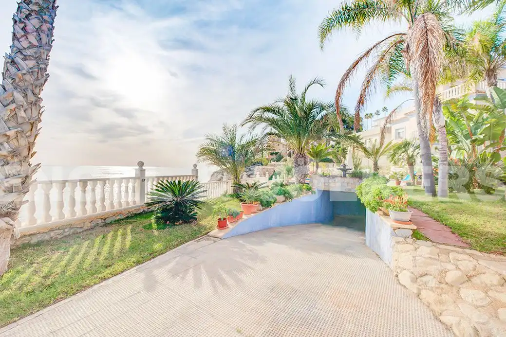 Garden of Houses for sale in El Campello  with Air Conditioner, Private garden and Terrace
