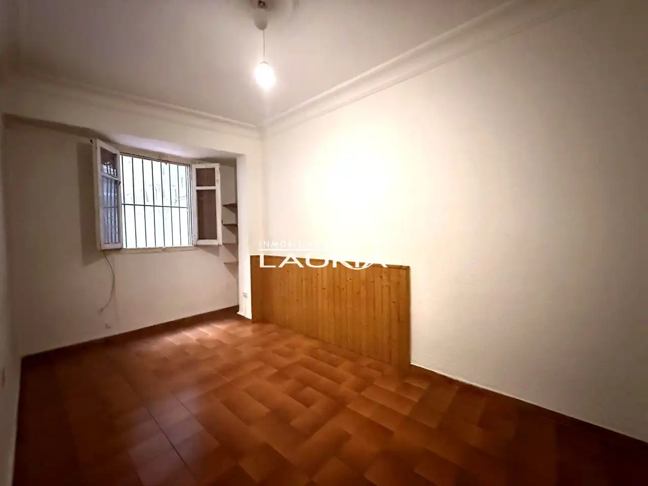 Bedroom of Flat for rent in Valencia  with Air Conditioner and Terrace