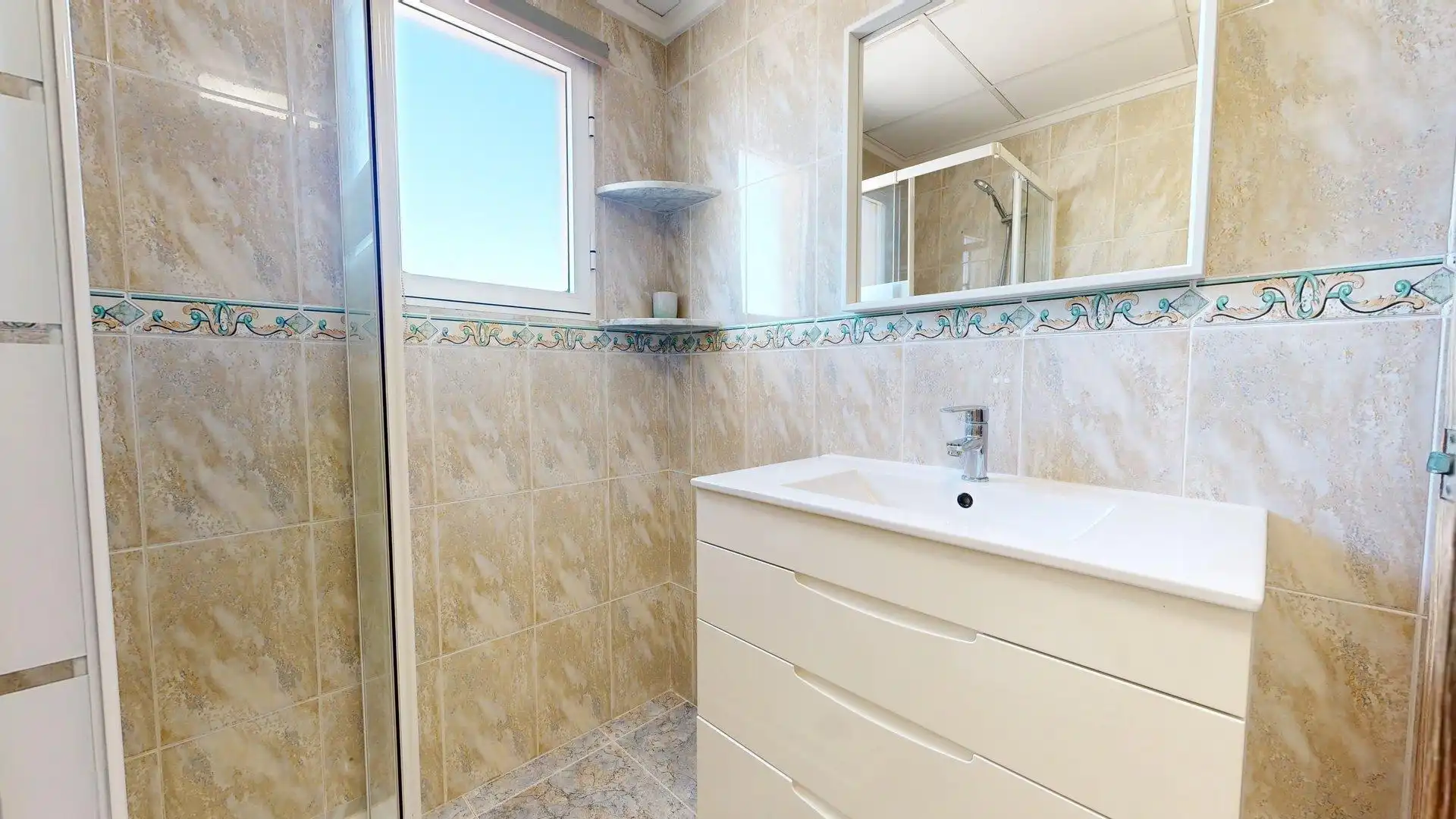 Wohnungen zur Miete in Avenida Costa Blanca, 35, Los Arenales del Sol