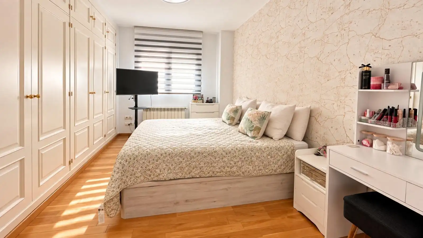 Flat with pool for sale in El Quiñón, imagen 17