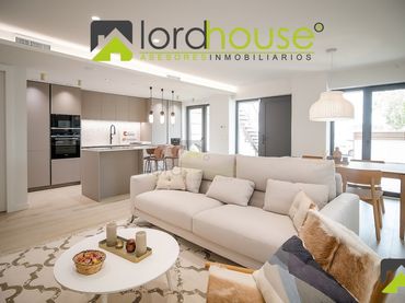 Casa en venta en Avenida Monte Lo