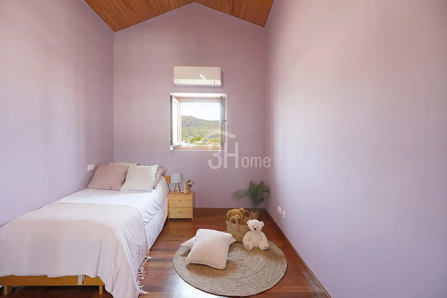 Bedroom of Flat for sale in Irun   with Air Conditioner, Heating and Terrace