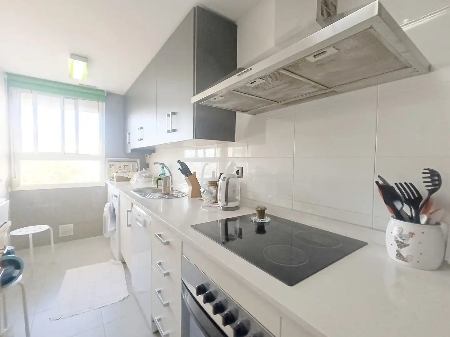 Kitchen of Flat for sale in Málaga  with Private garden, Terrace and Storage room
