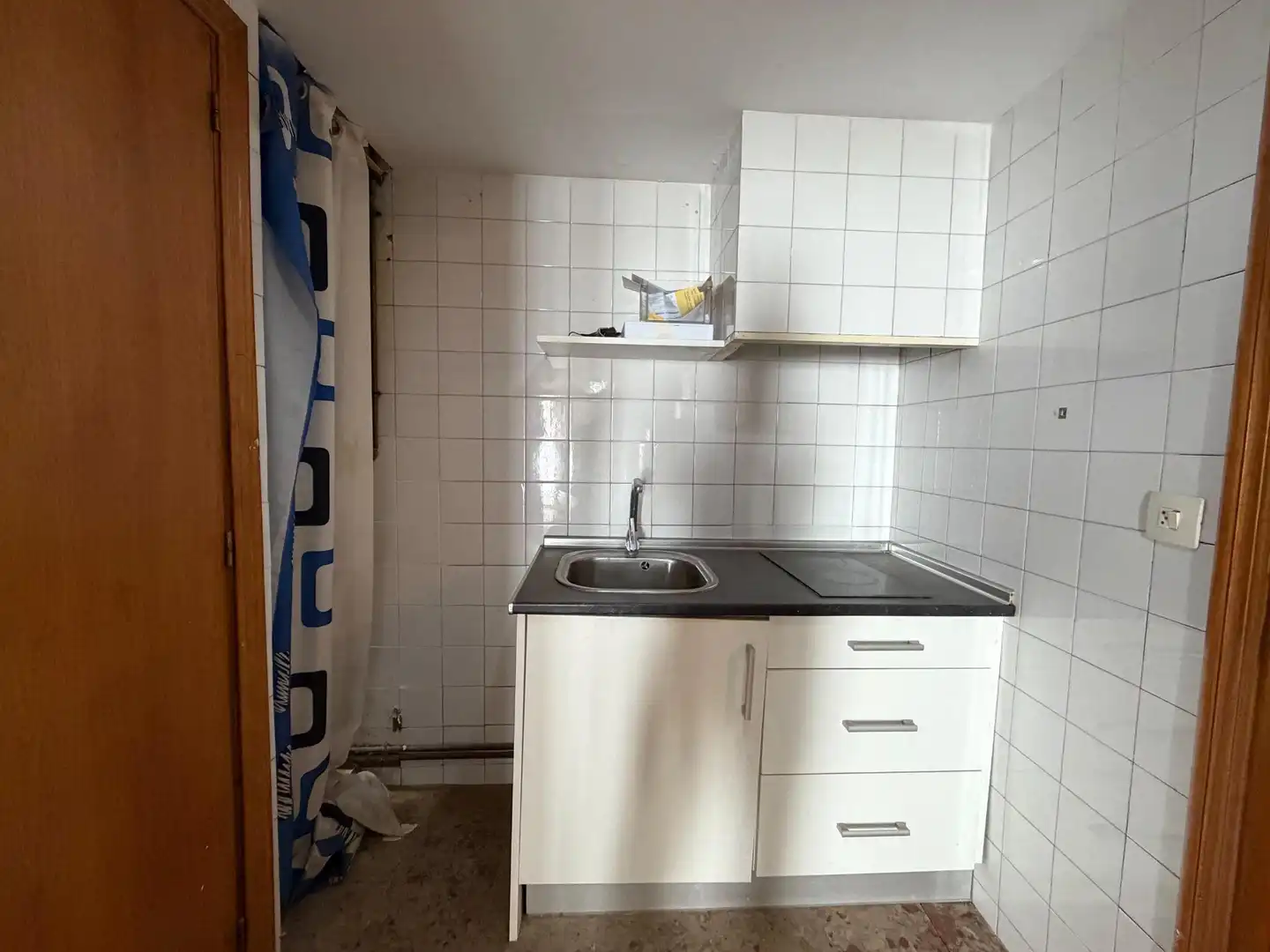 Kitchen of Buildings for sale in Alicante / Alacant
