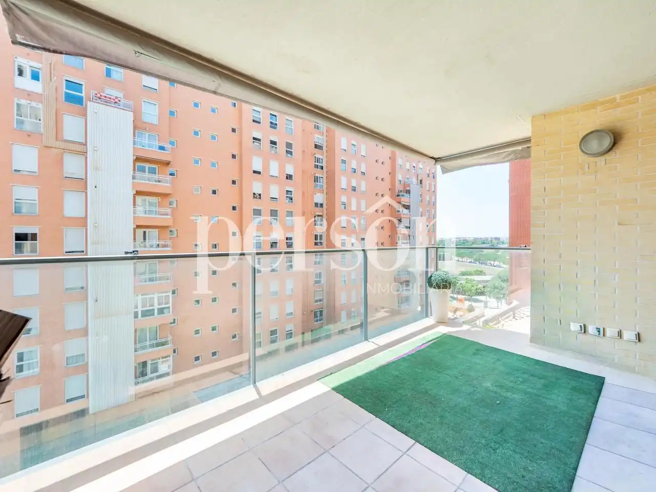 Terrace of Flat for rent in Valencia  with Air Conditioner, Balcony and Community pool