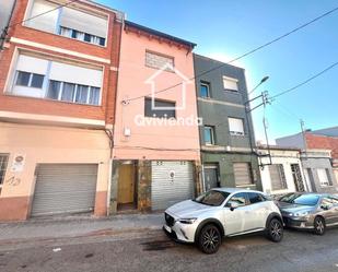 Exterior view of Single-family semi-detached for sale in Sabadell  with Terrace and Balcony