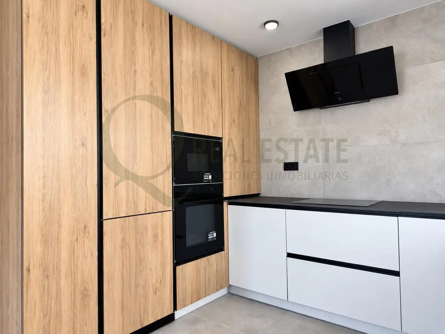 Detached house with garden for sale in Calle Calle Torrevella, imagen 8
