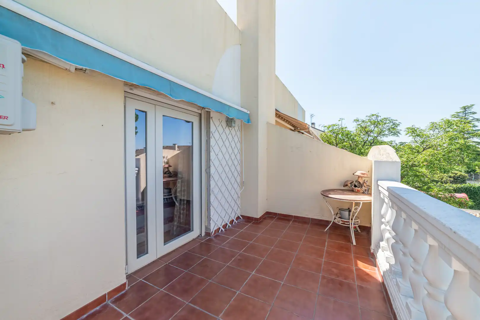Terrassa de Casa o xalet en venda en Rivas-Vaciamadrid amb Aire condicionat, Calefacció i Jardí privat