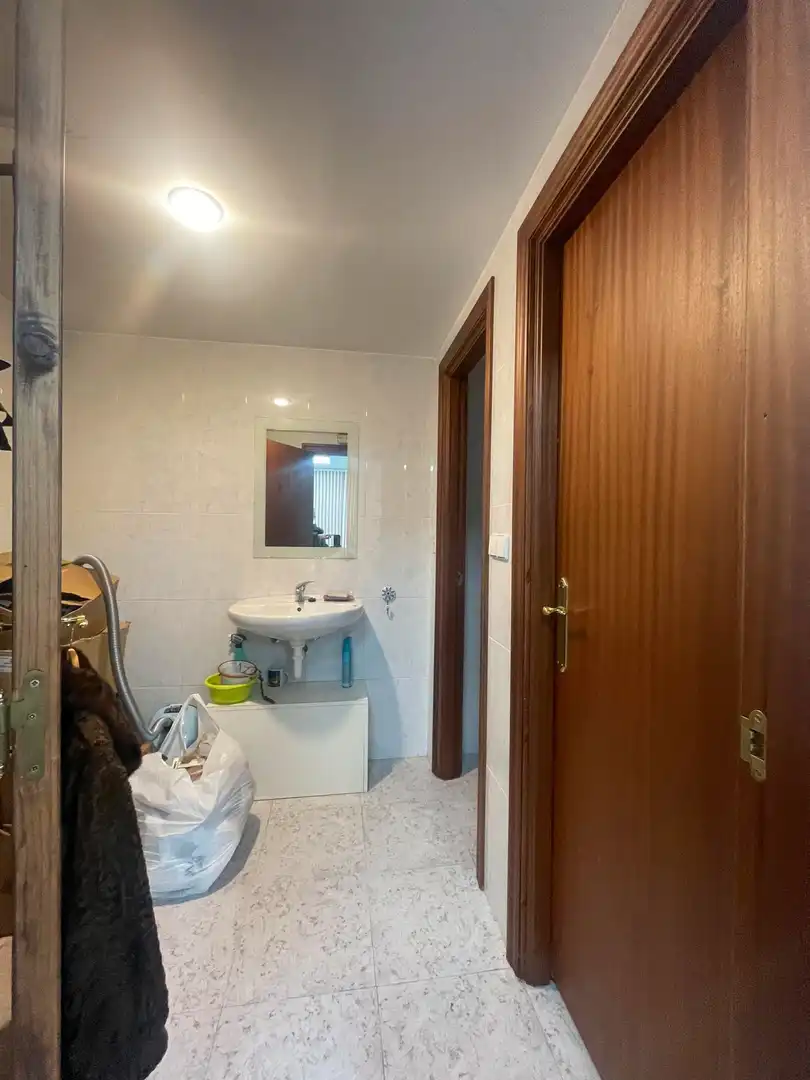 Local comercial de lloguer a Calle Salegi, imagen 4