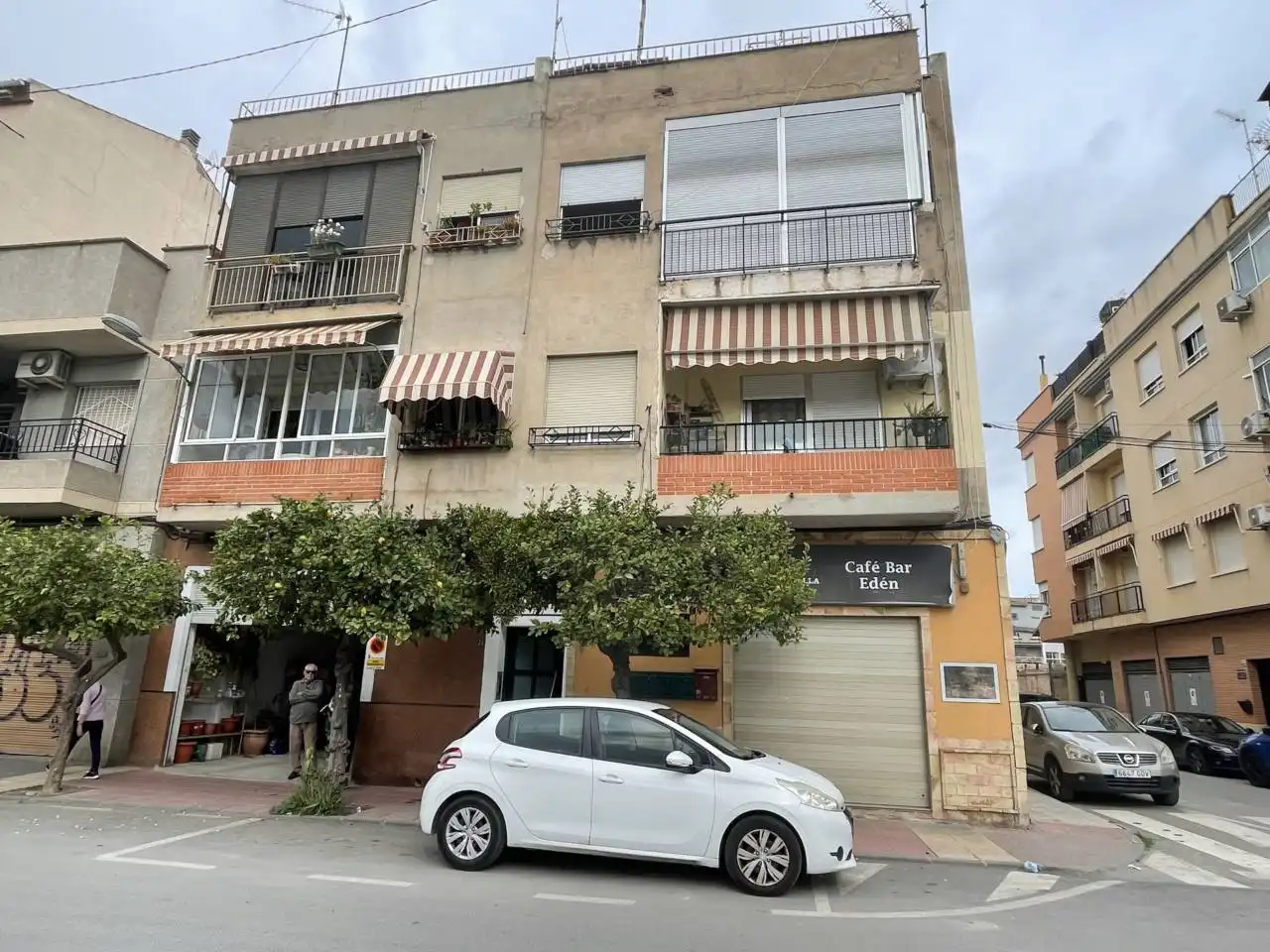 Vista exterior de Piso en venta en  Murcia Capital con Trastero