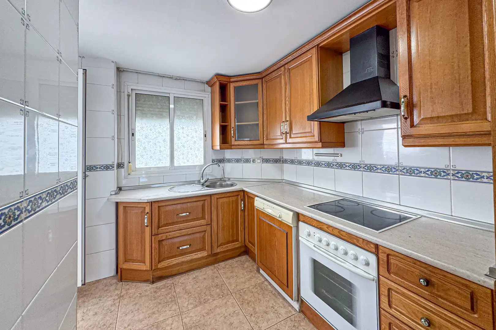 Cocina de Piso en venta en Almería con Aire acondicionado y Calefacción