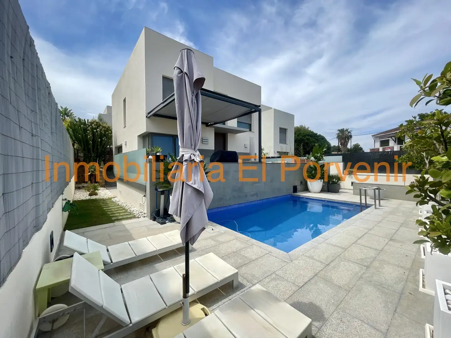 Vista exterior de Casa o chalet en venta en Torrent con Aire acondicionado, Calefacción y Jardín privado