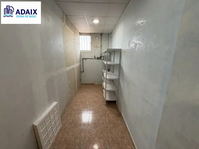 Commercial properties for sale in Roda de Berà