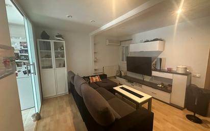 Living room of Flat for sale in Badalona  with Air Conditioner and Terrace