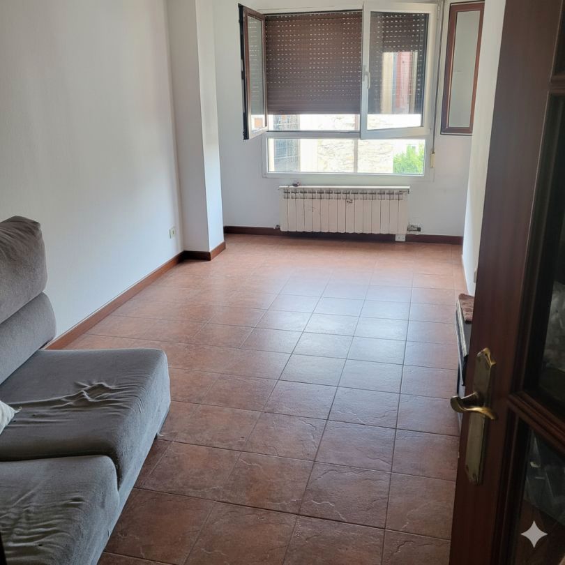 Living room of Flat for sale in Vitoria - Gasteiz  with Furnished