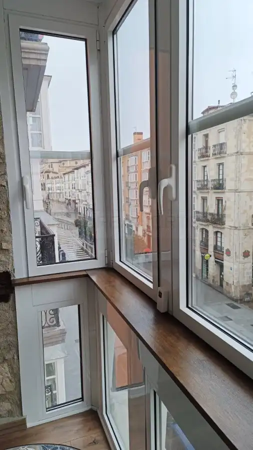 Habitación de Piso en venta en Vitoria - Gasteiz con Calefacción, Parquet y Trastero