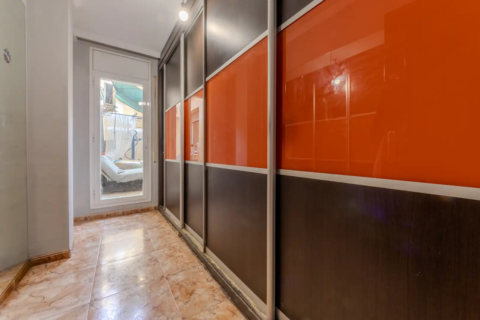 Wohnung zum Verkauf in Tarragona mit Klimaanlage, Heizung und Abstellraum
