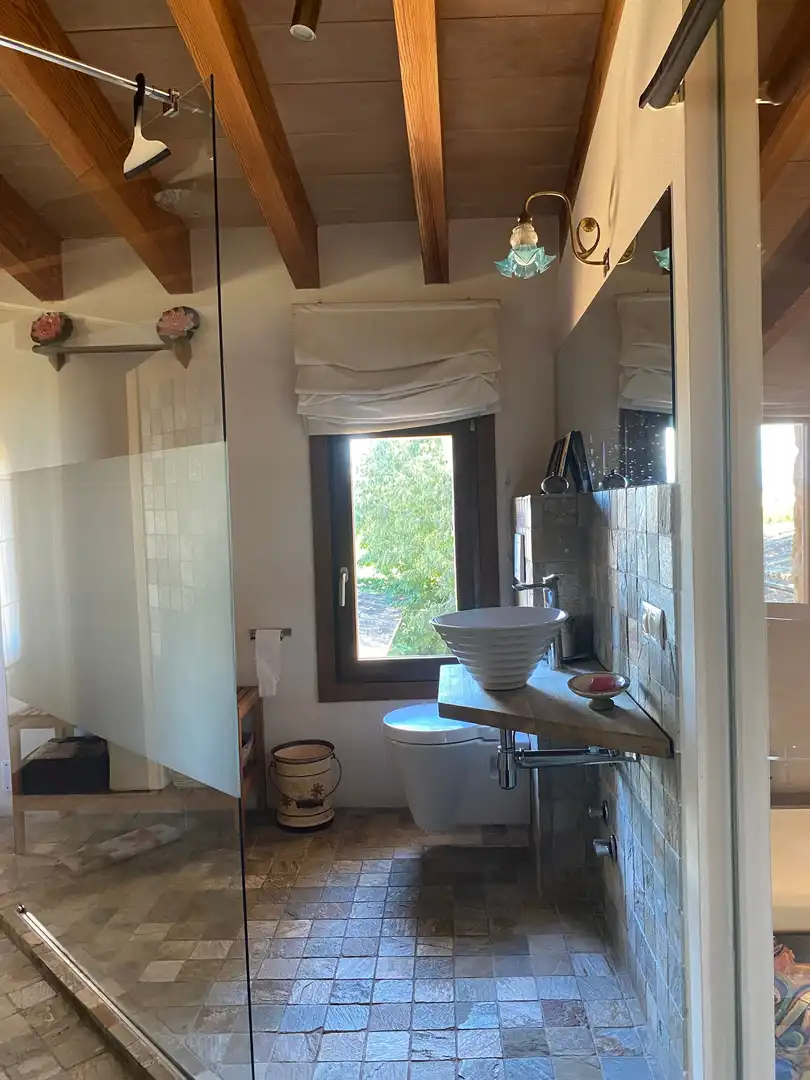 Baño de Casa o chalet de alquiler en Santa María del Camí con Terraza y Balcón