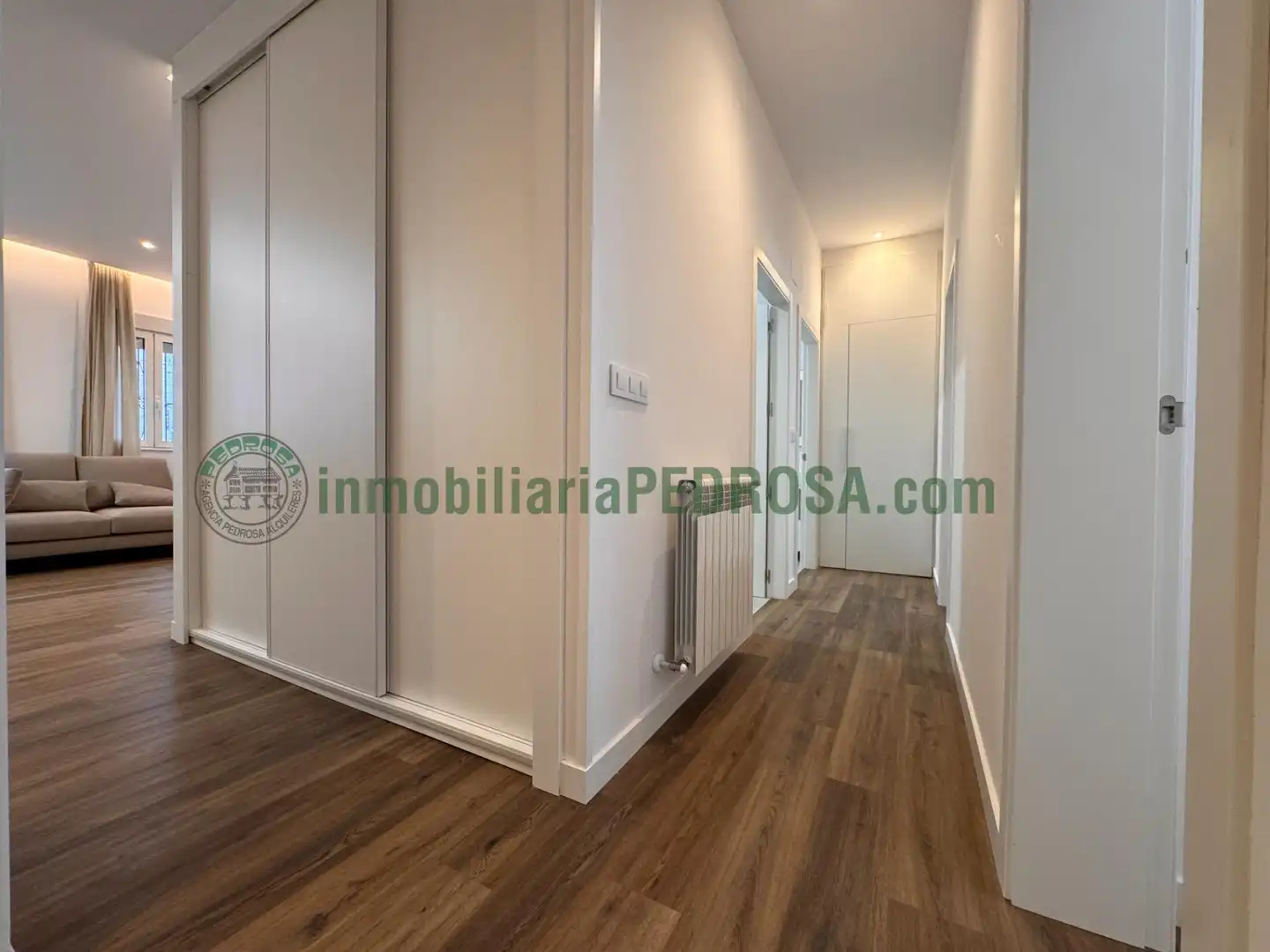 Habitación de Piso de alquiler en Pontevedra Capital  con Calefacción y Balcón