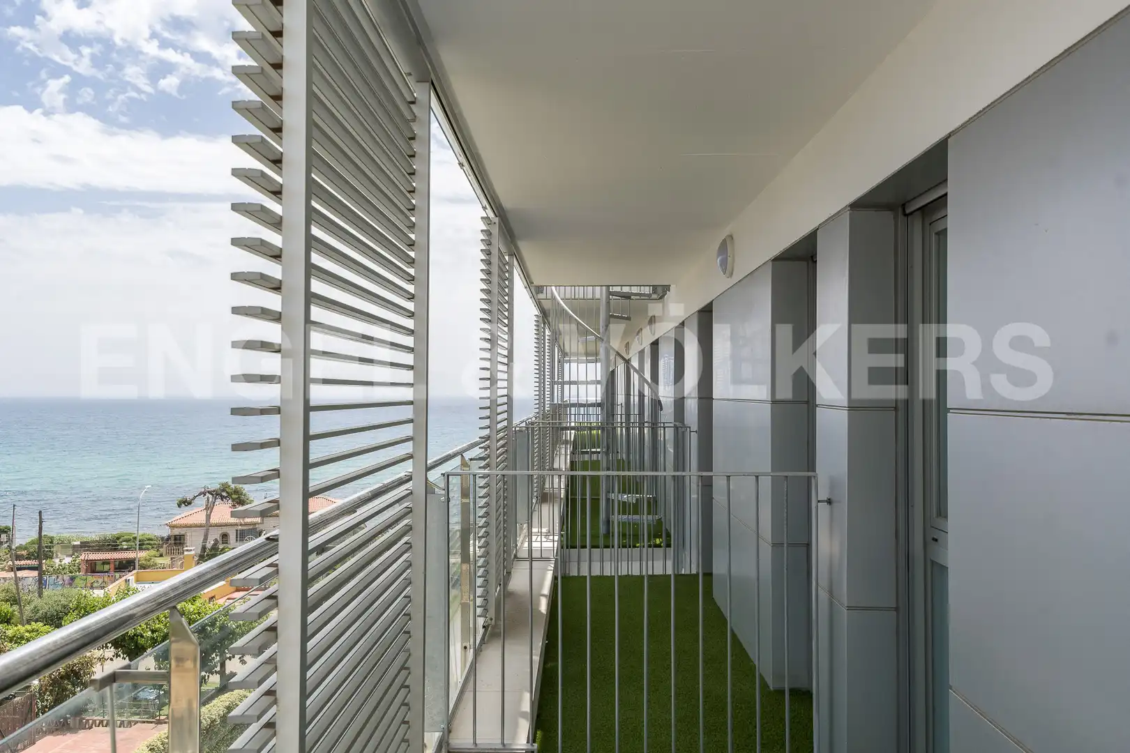 Terrasse von Dachboden zum Verkauf in Sant Andreu de Llavaneres mit Klimaanlage, Heizung und Parkett