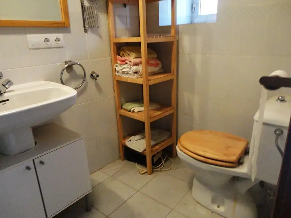 Bathroom of Houses for sale in Salas de los Infantes  with Heating and Furnished