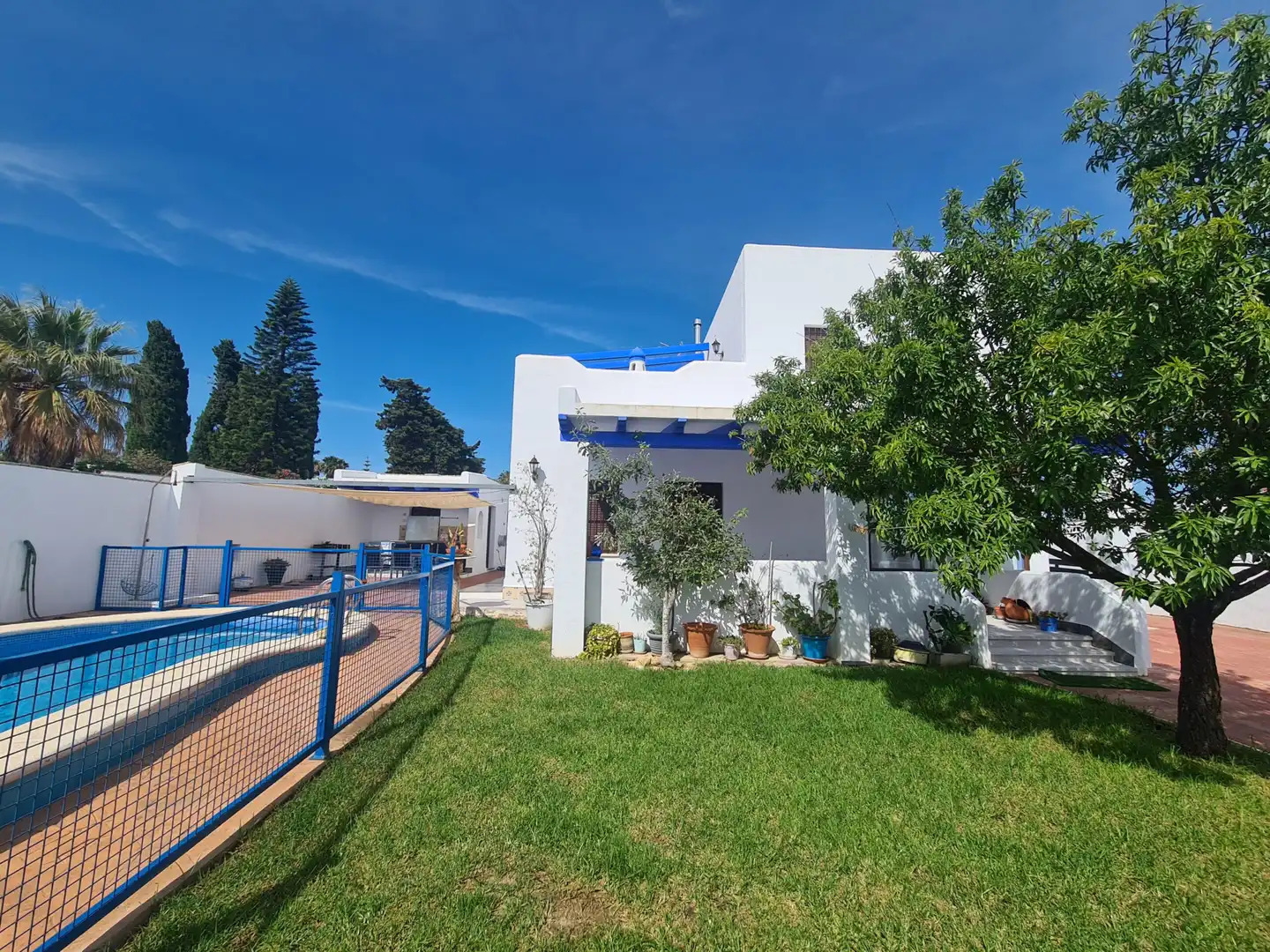 Exterior view of Houses for rent in Conil de la Frontera  with Air Conditioner, Private garden and Terrace