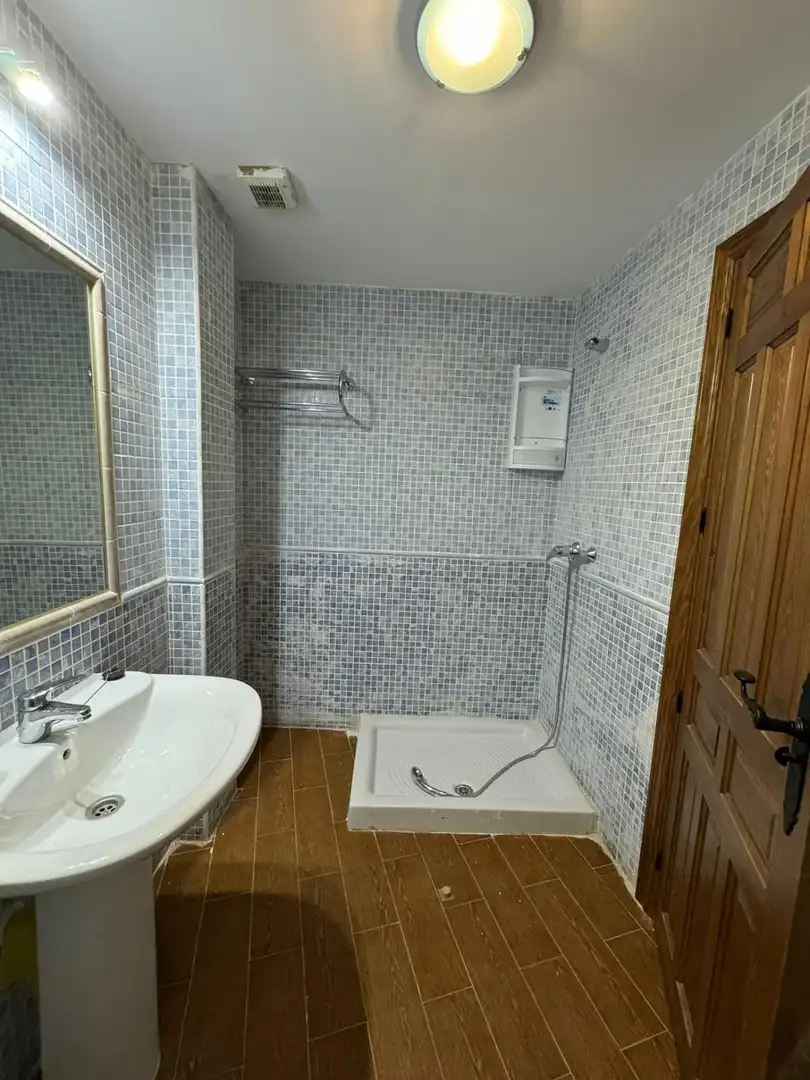 Bathroom of Detached homes for sale in Alocén  with Heating, Storage room and Balcony