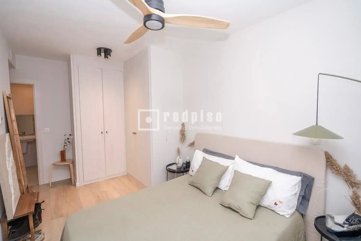 Habitación de Piso en venta en Getafe con Aire acondicionado, Calefacción y Jardín privado