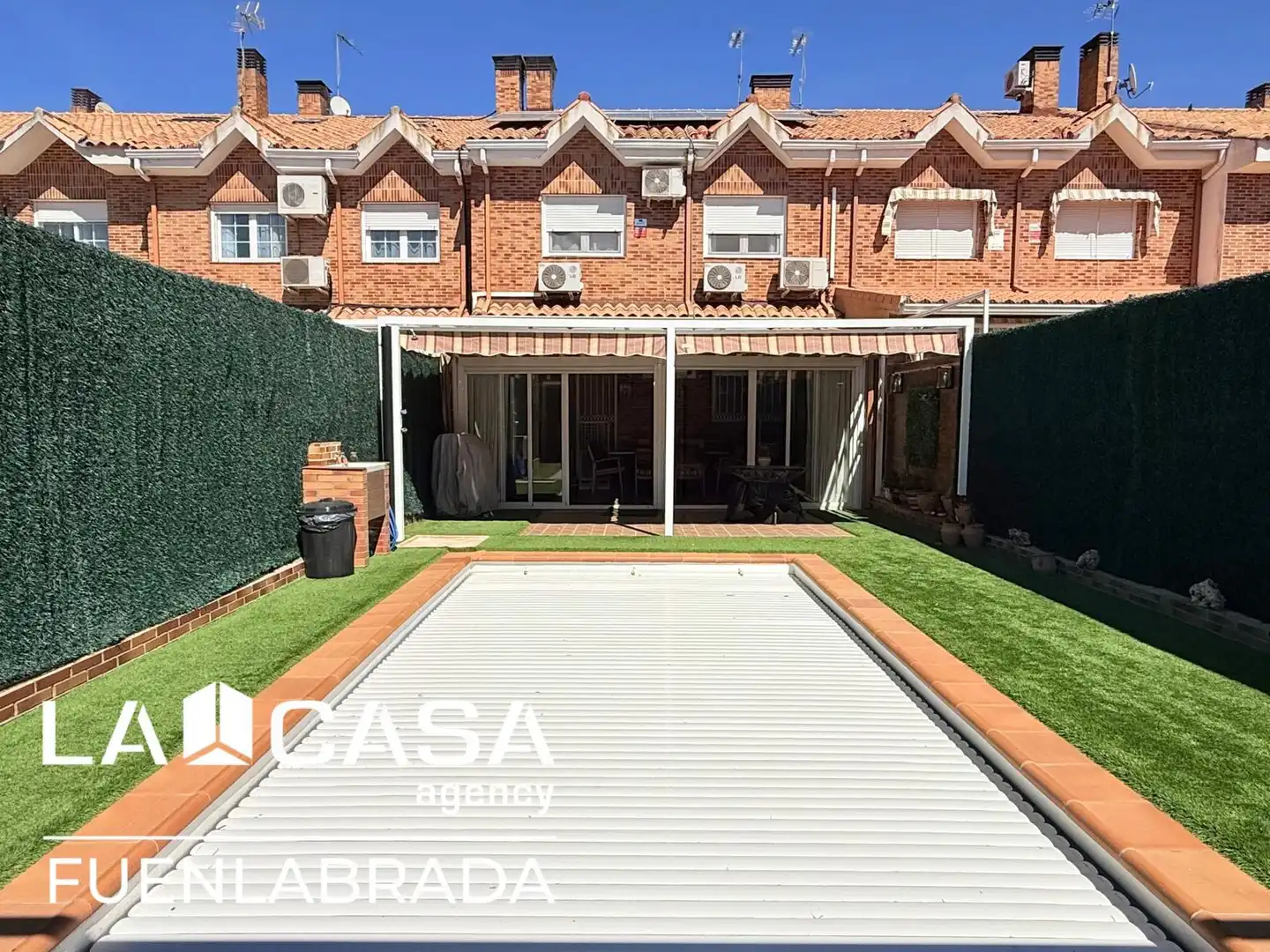 Terrassa de Casa adosada en venda en Griñón amb Aire condicionat, Terrassa i Piscina