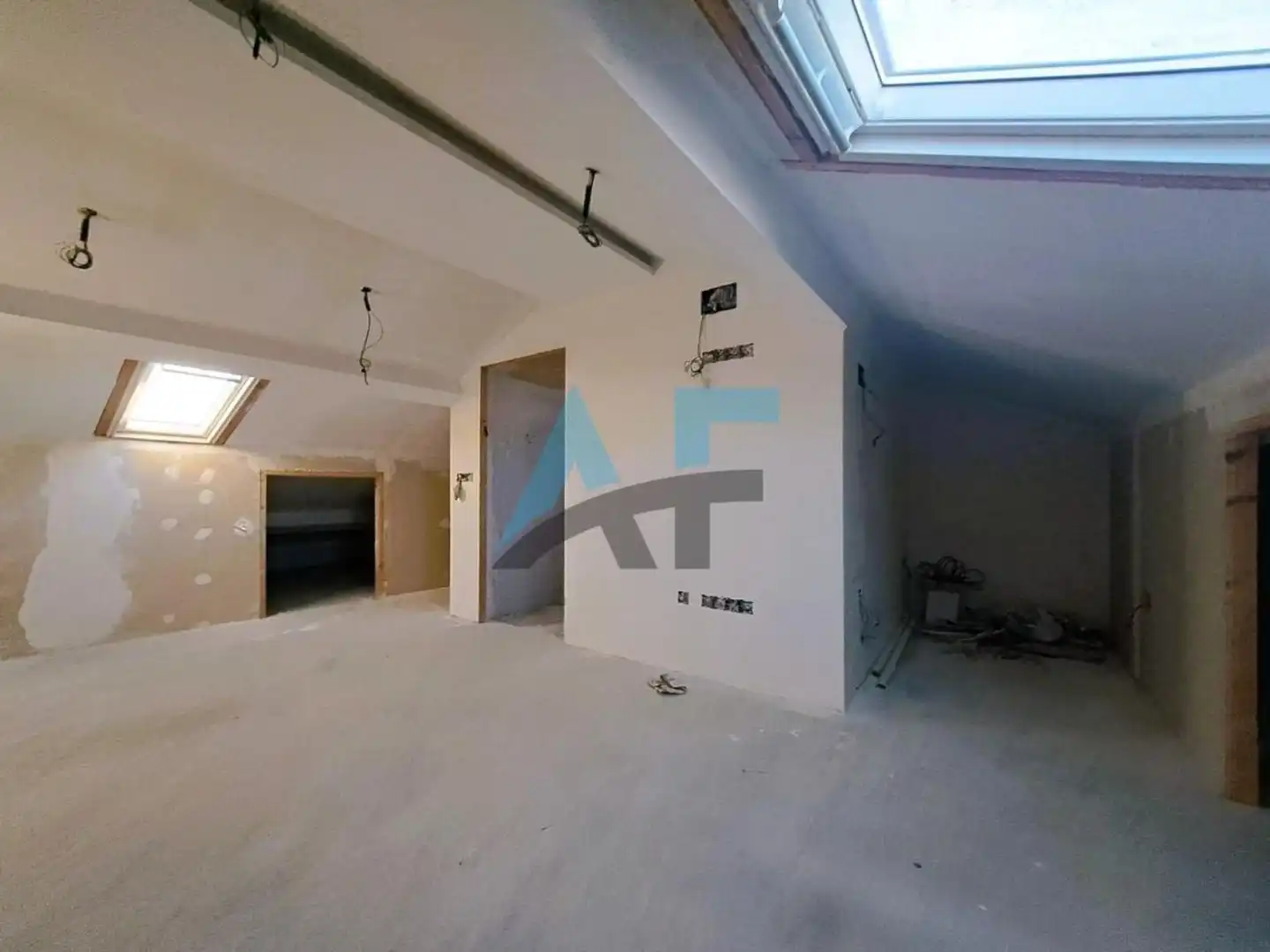 Casa o xalet en venda en Ourense Capital  amb Jardí privat, Terrassa i Traster