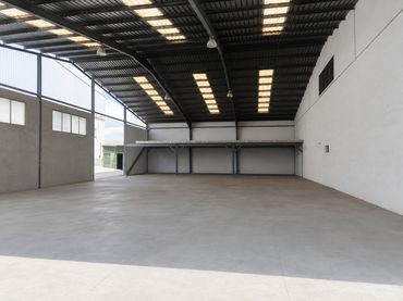 Nave industrial in affitto a Avenida Gandia