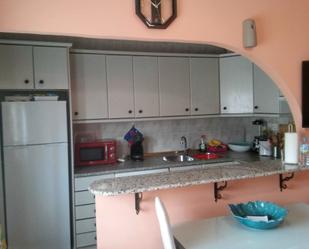 Cuina de Apartament de lloguer en Ciudad Rodrigo amb Moblat, Forn i Rentadora
