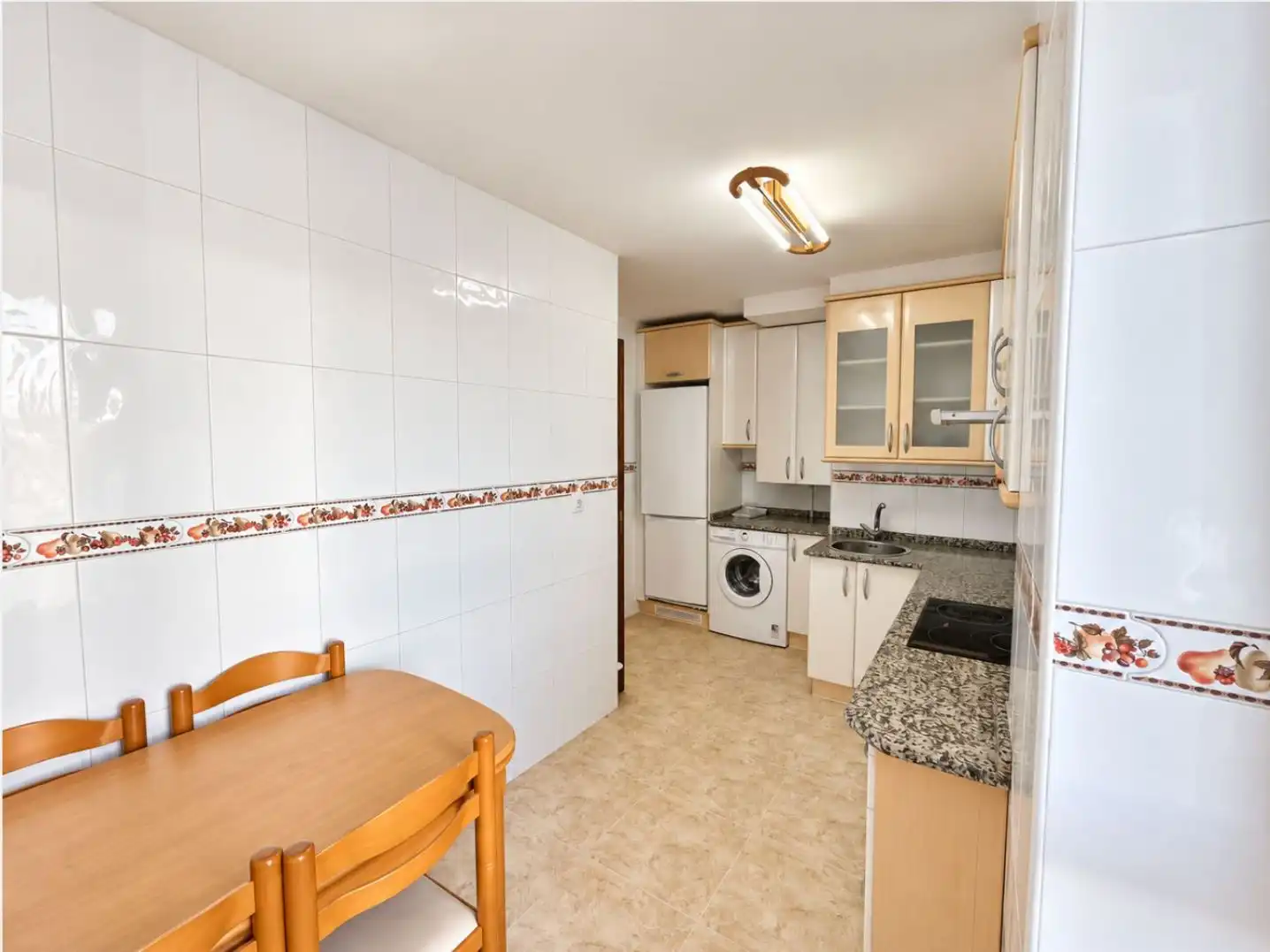 Cocina de Piso de alquiler en Lugones